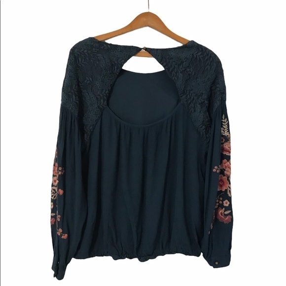 Blue Rain Embellished Lace Embroidered Top Size L - Picture 2 of 5